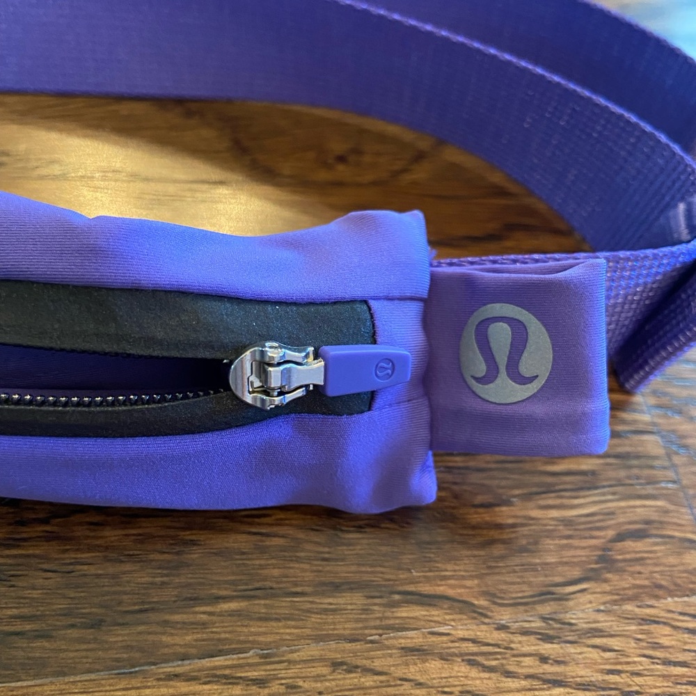 Lululemon fast and free run belt mini